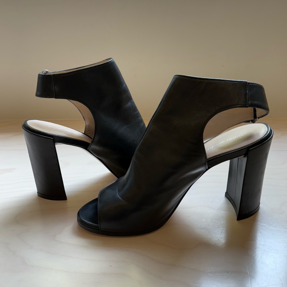 Stuart Weitzman Black Leather Peep-Toe Sandals
